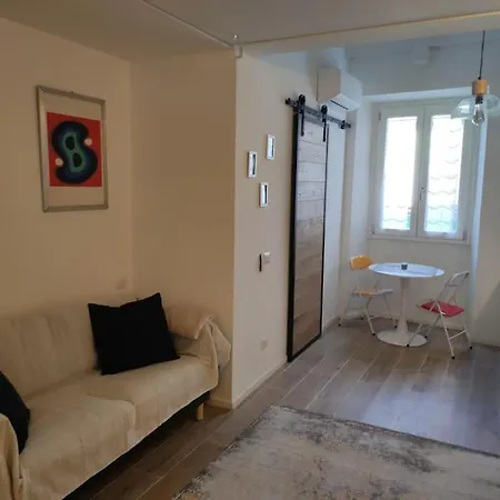 Galgano Prato Centro Apartamento