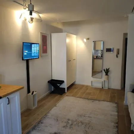 Galgano Prato Centro Apartment